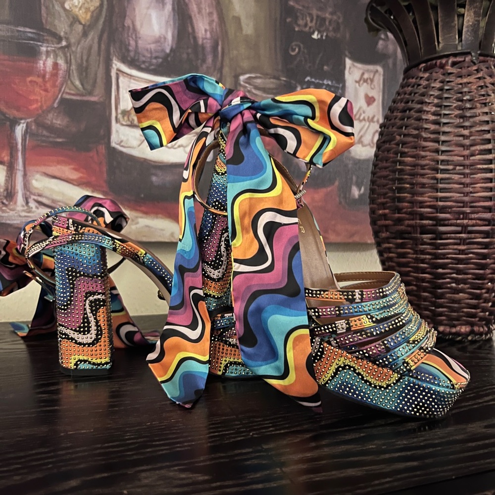 Kurt Geiger Multicolor Wavy Print Platform Heels with Bow